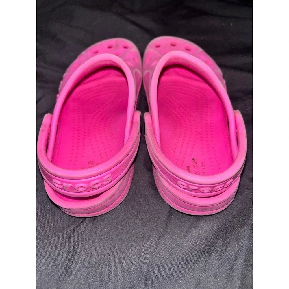 Crocs Baya Clog Unisex Kids Sandals Electric Pink Slip-On Size C11 fair cond